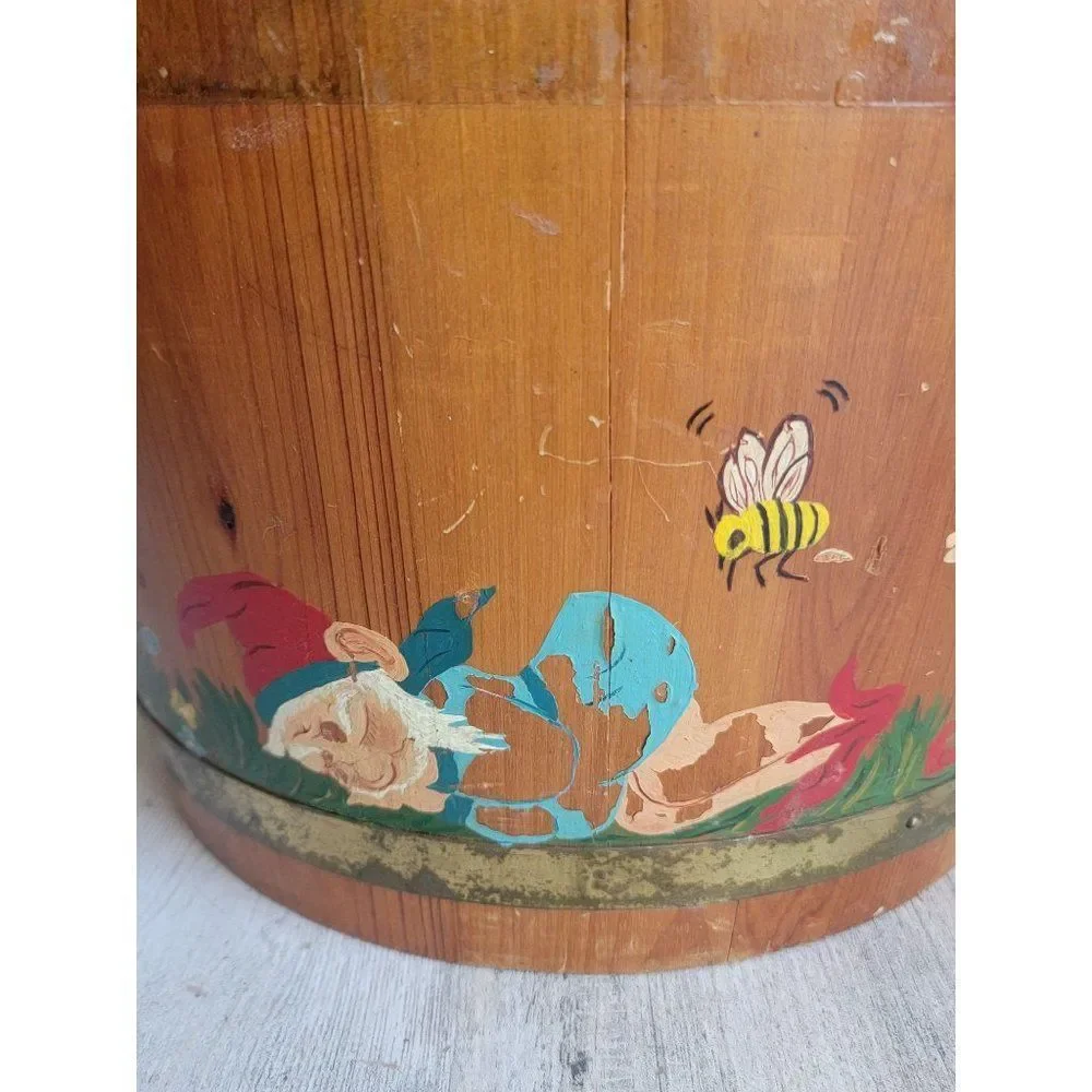 Vintage Woodenware richmond AS IS Gnome bucket flower bunny 1961 rustic‎